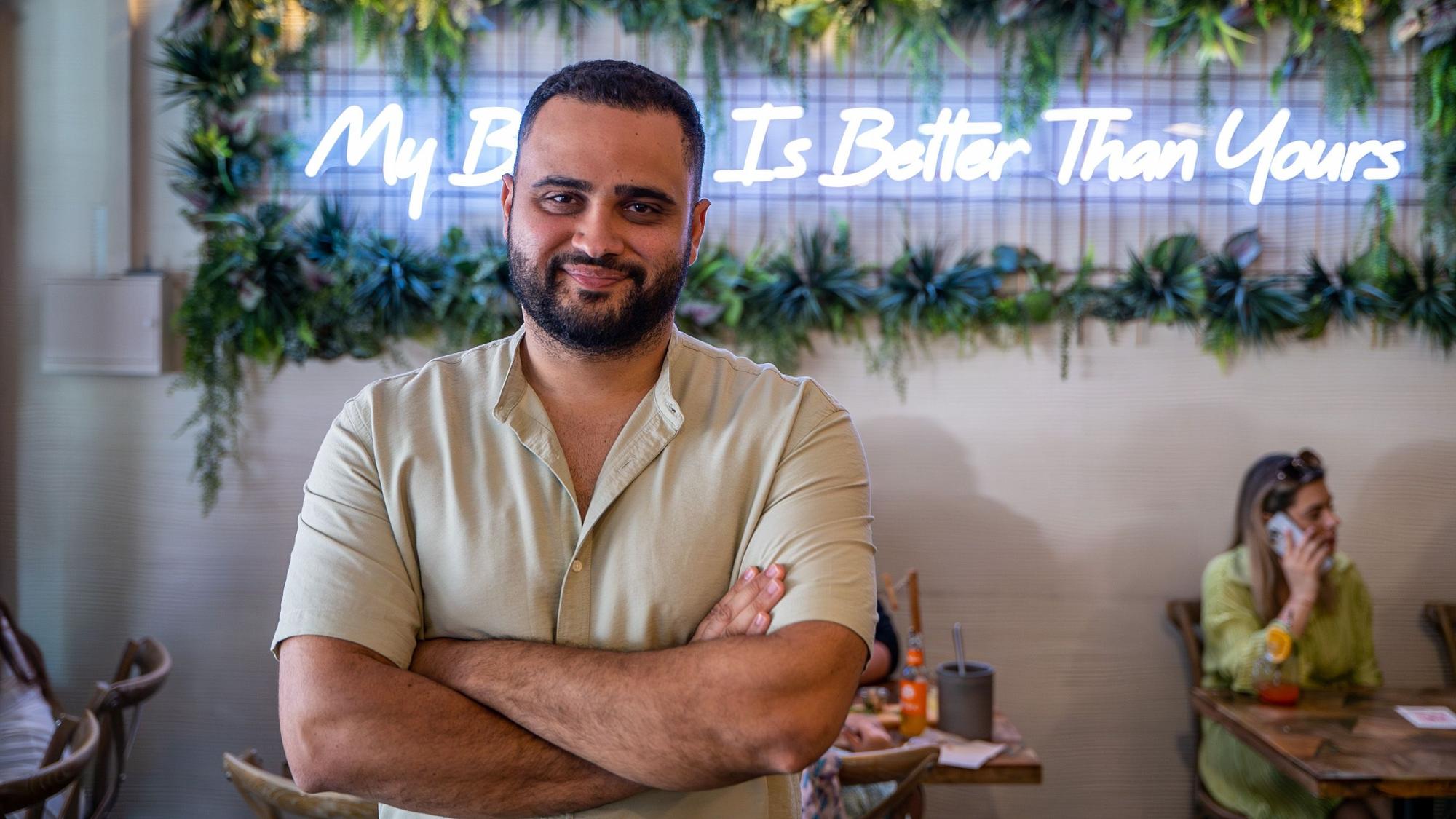 Parham Pooramin ist Geschäftsführer vom Café Buur.