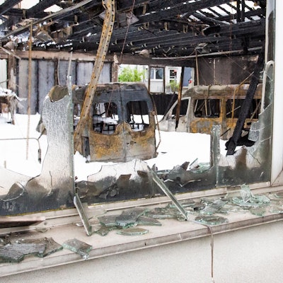 dbo - 17349, Markthalle mit Vieh-und Krammarkt in Waldbröl abgebrannt, Feuer