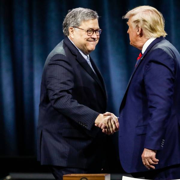 Damals noch Kollegen: Ex-Justizminister William Barr zusammen mit dem ehemaligen US-Präsidenten Donald Trump im Jahr 2019. Mittlerweile haben sich die beiden Republikaner überworfen (Archivbild)
