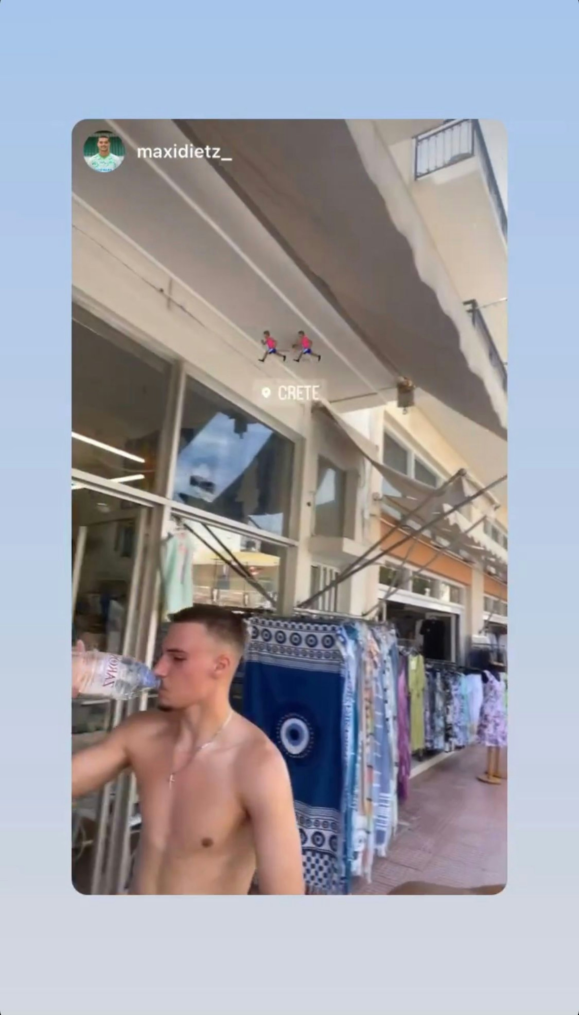 Tim Lemperle im Urlaub mit Maximilian Dietz (Greuther Fürth).
