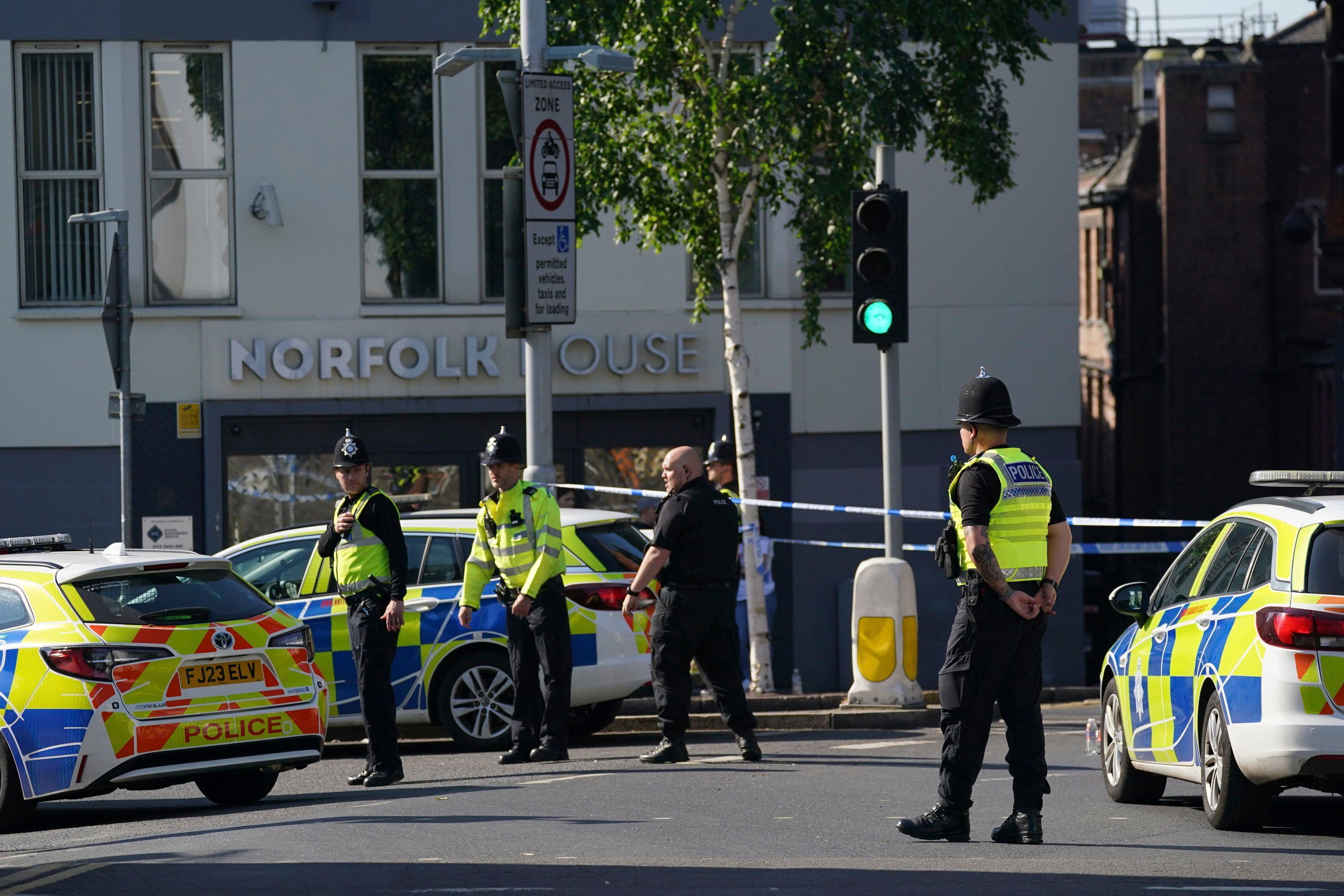 Großeinsatz im britischen Nottingham. Drei Menschen wurden hier getötet.