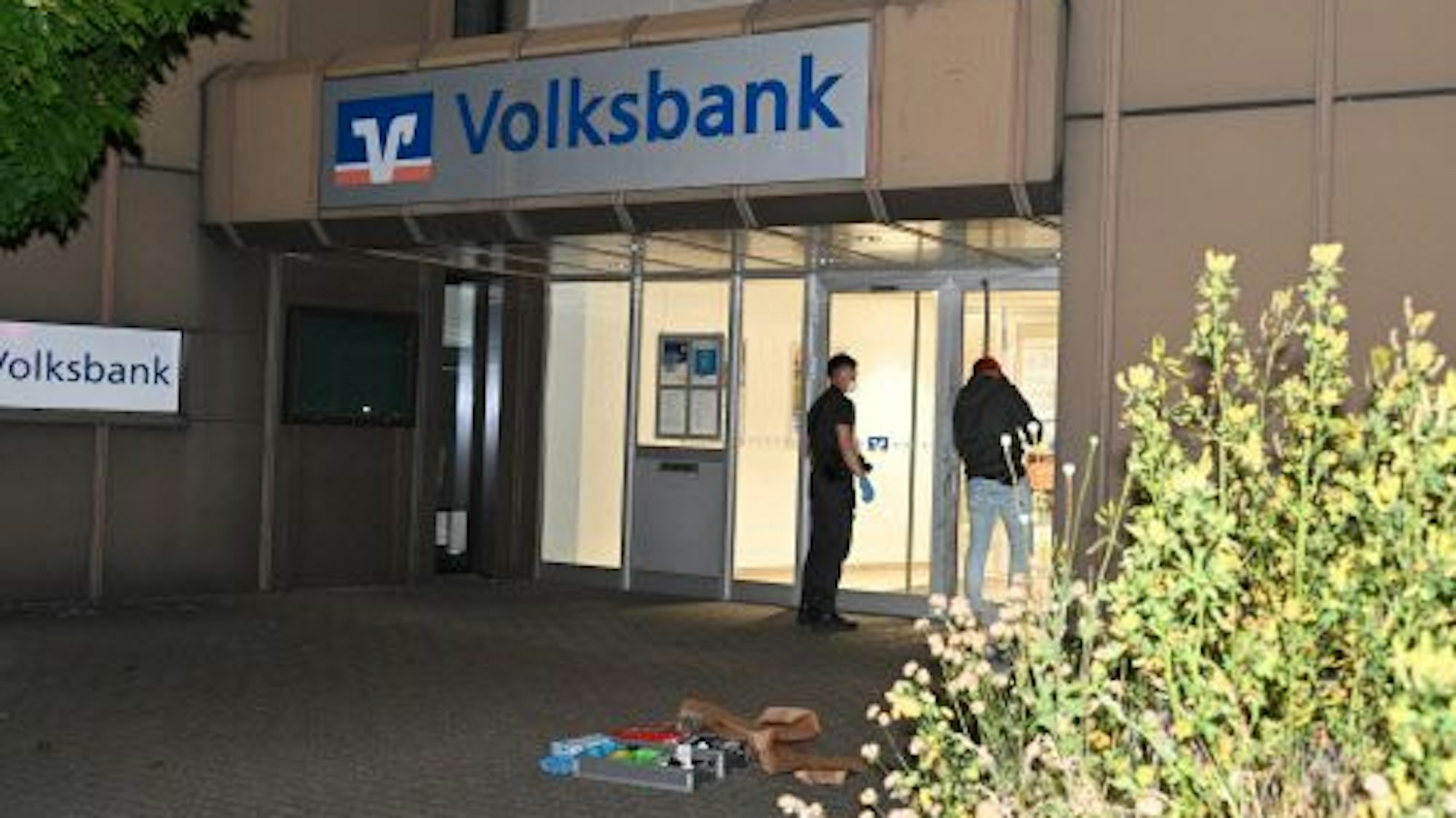 In der Bank hat eine Sicherheitseinrichtung (Nebelanlage) das Eindringen verhindert.