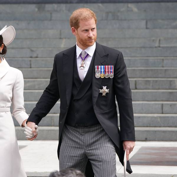 Meghan, Herzogin von Sussex, und Prinz Harry, Herzog von Sussex, verlassen nach der Dankes-Messe die St. Paul's Kathedrale, am zweiten Tag der Feierlichkeiten zum Platinjubiläum der Queen.