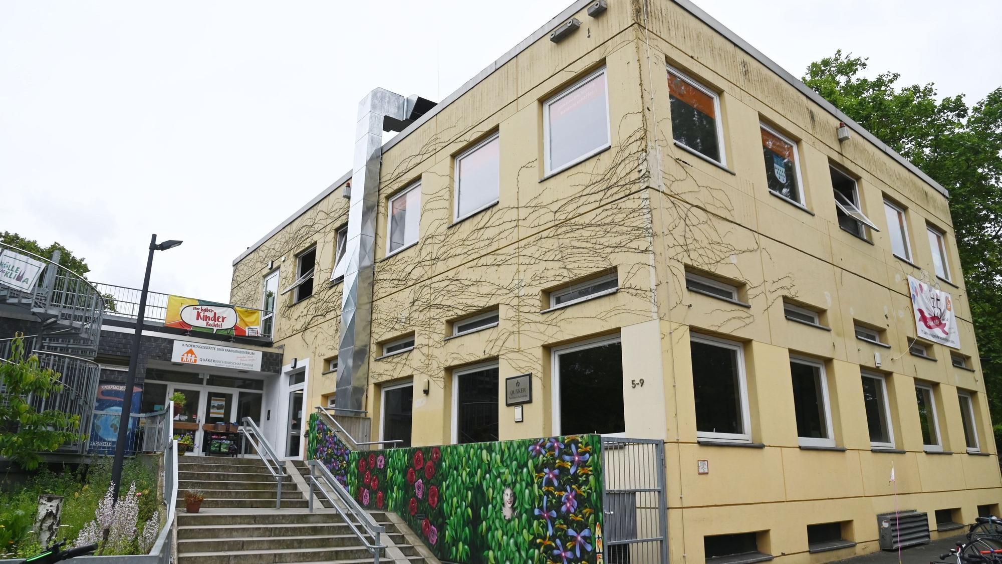 Das Bürgerzentrum Quäker Nachbarschaftsheim auf der Kreutzerstraße.