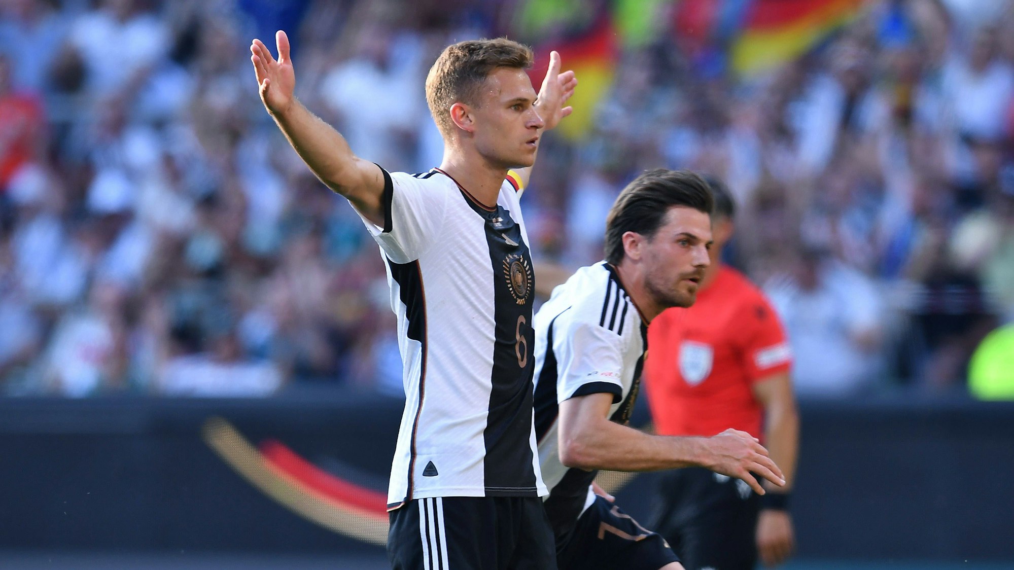 Torjubel zum 3:3 durch Joshua Kimmich