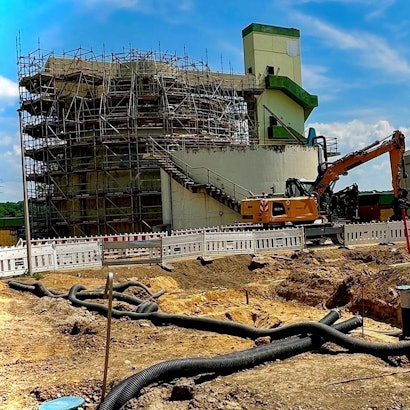 Die Köttinger Kläranlage, die durch die Flutkatastrophe sehr stark beschädigt wurde.