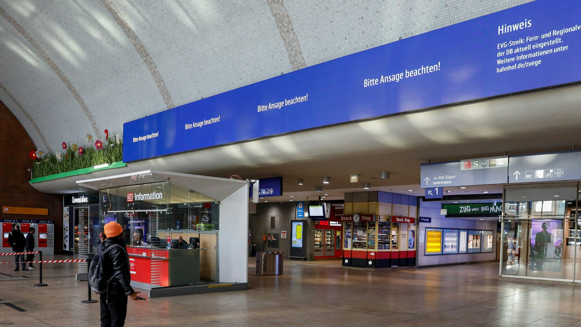 Warnstreik: Stillstand im Kölner Hauptbahnhof (Bild vom 27.3.2023)