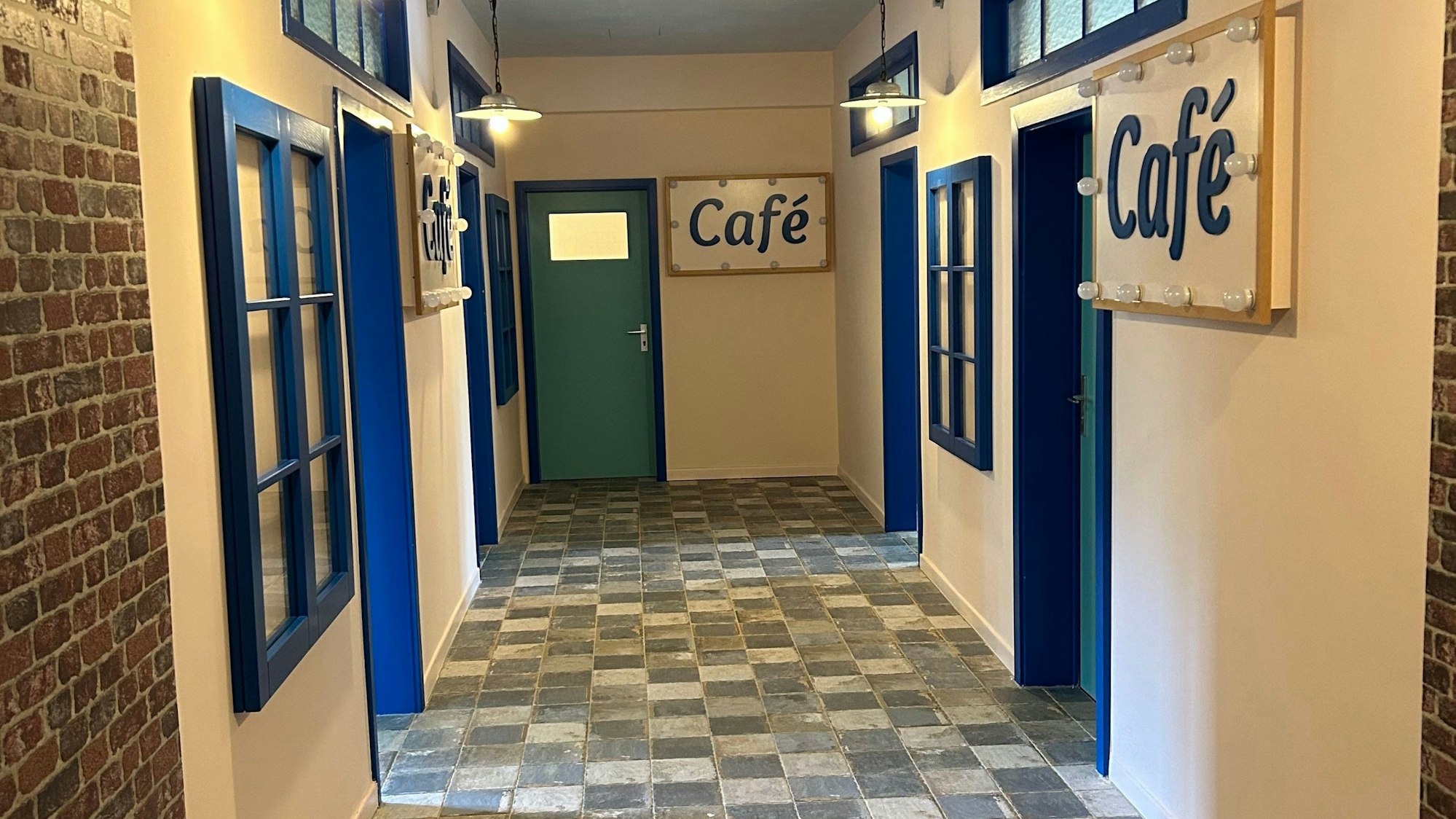 Flur des Erzählcafes im NS-Dokuzentrum