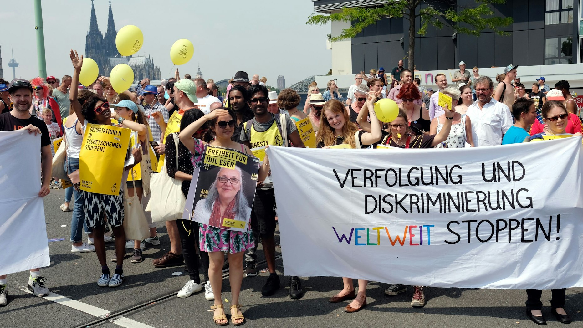 Teilnehmer der CSD-Demo