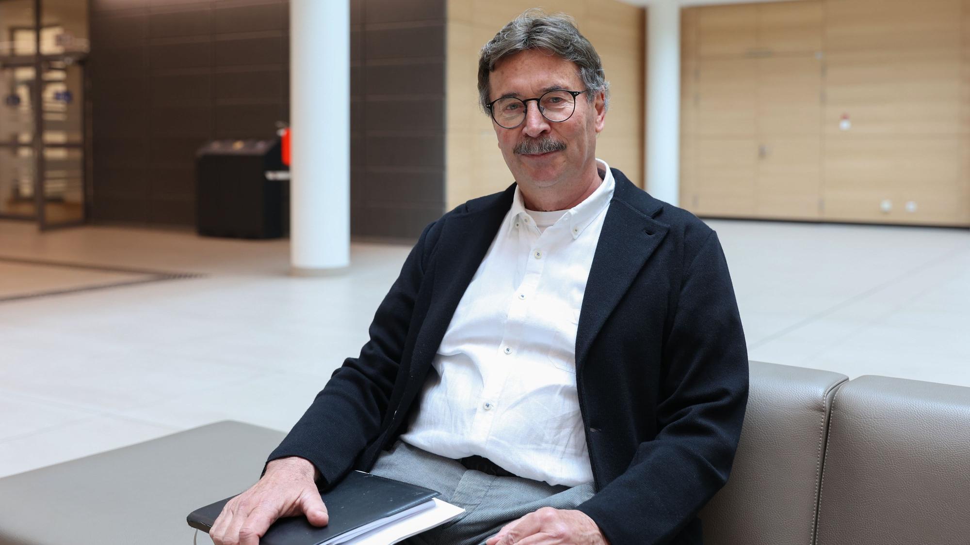Wie ist es an einer klinischen Studie teilzunehmen? Patient Manfred Heinen berichtet.