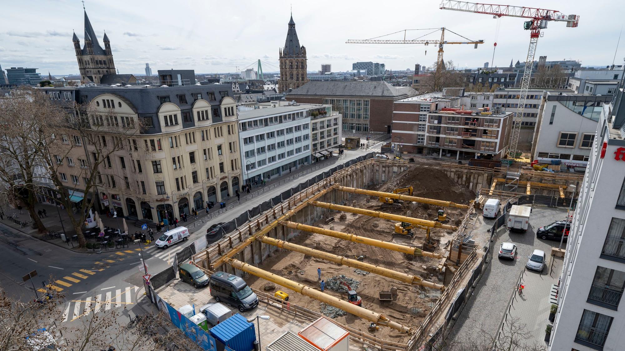 28.03.2023, Köln: Blick auf die Baugrube des Laurenz Carrés. Foto: Uwe Weiser