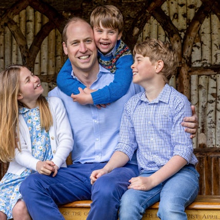 Prinz William mit seinen Kindern Prinzessin Charlotte, Prinz Louis und Prinz George.