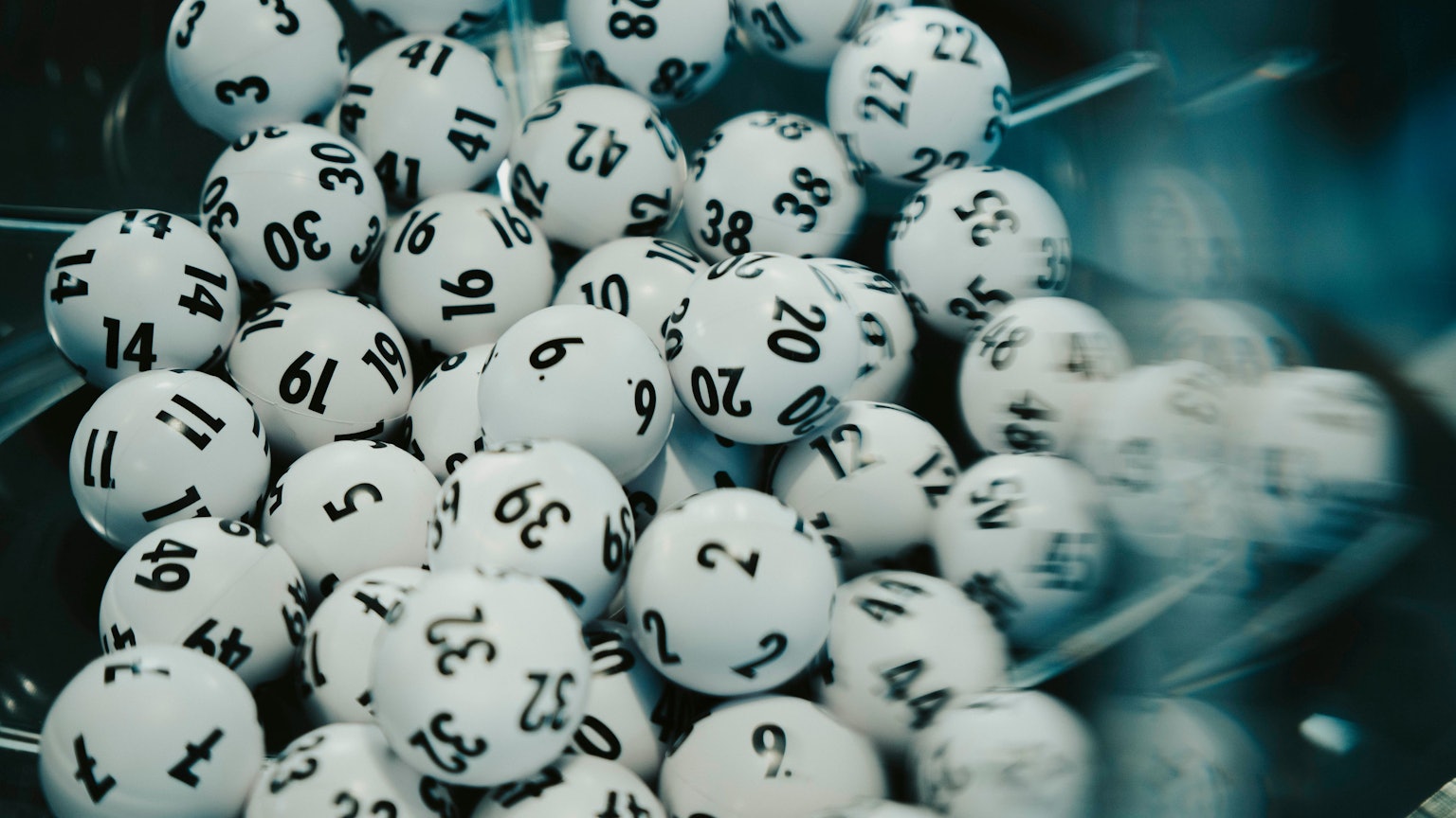 Mit dem Teilsystem 610 erzielte ein Tipper aus dem Raum Hagen am Samstag (17. Juni) einen millionenschweren Treffer bei LOTTO 6aus49: Mehr als 6,6 Millionen Euro werden dem Spielteilnehmer in Kürze ausgezahlt.