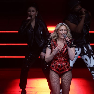 Helene Fischer bei ihrem Hamburger Konzert am 11. April 2023.