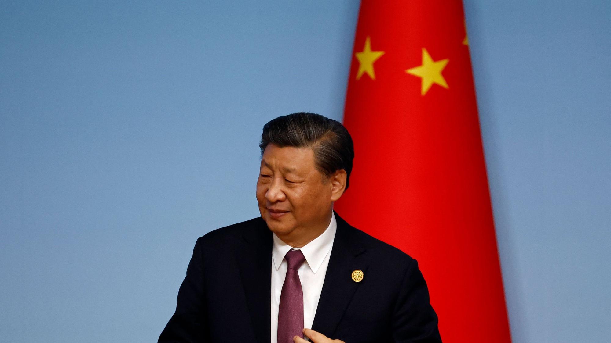 Chinese President Xi Jinping leaves at the end of a joint press conference during the China-Central Asia Summit in Xian, in China's northern Shaanxi province on May 19, 2023. (Photo by FLORENCE LO / POOL / AFP)