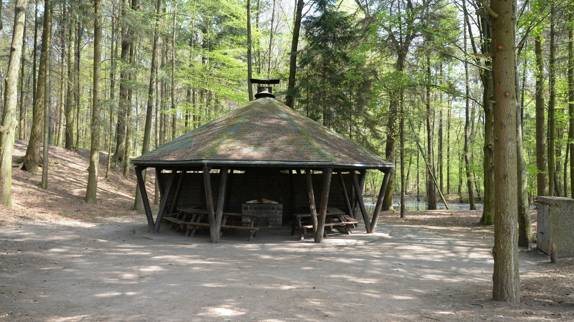 Die Grillhütte Saaler Mühle am Bensberger See-