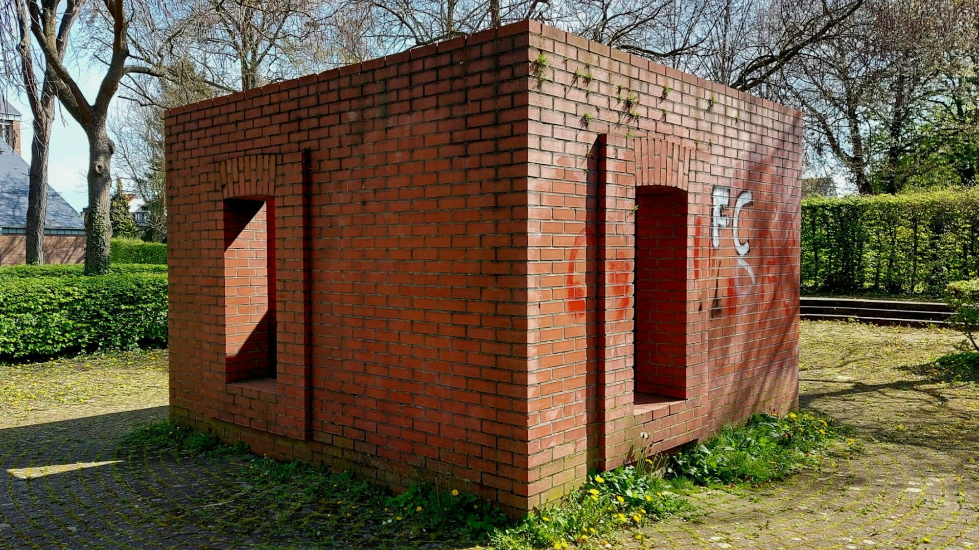 Eins der ungewöhnlichen Bauwerke im Rhein-Erft-Kreis ist hier zu sehen.