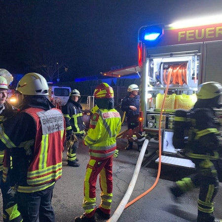 Die Feuerwehr Erftstadt bei einem Einsatz.