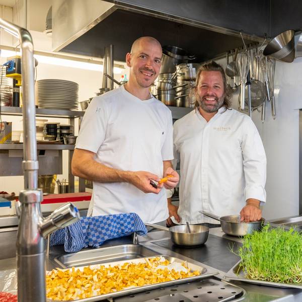 14.06.2023, Köln: Jan C. Maier & Tobias Becker sind die Köche. Das Sommermenü im Maibeck. Foto: Uwe Weiser
