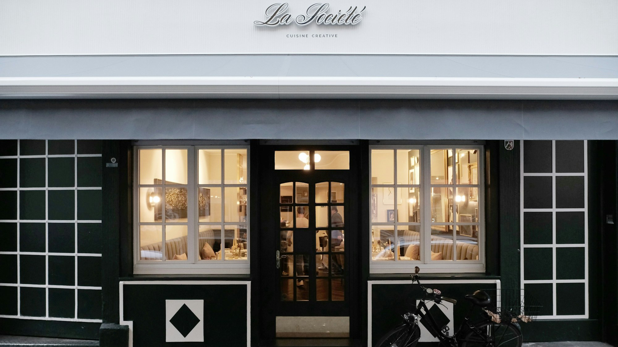 Das „La Societé“ in der Neustadt-Süd. Foto: Max Grönert