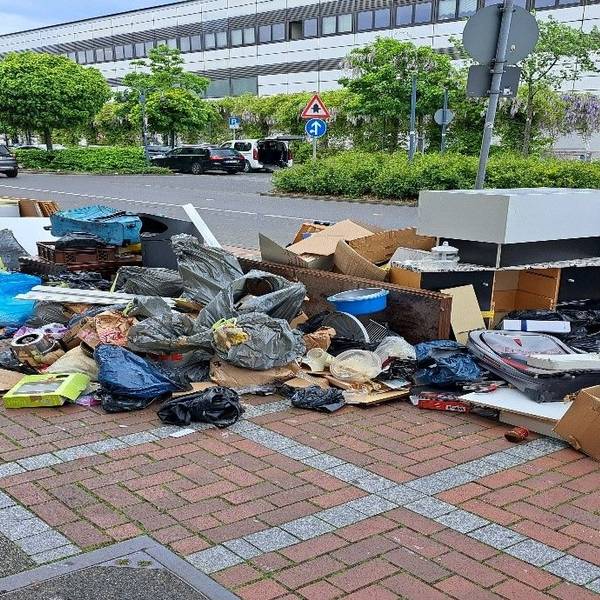 Die Stadt Leverkusen hat mit wildem Müll zu kämpfen.