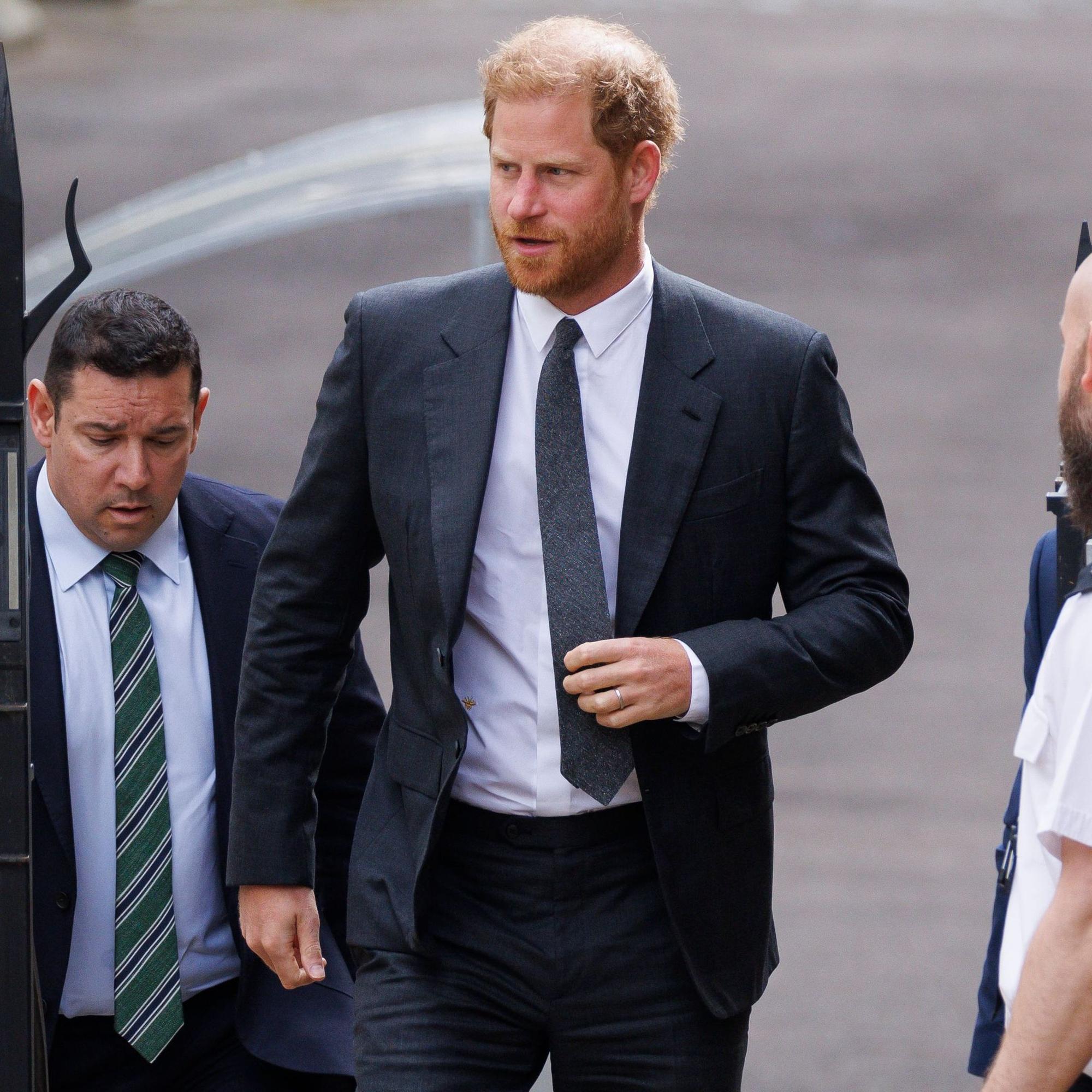 Prinz Harry erscheint im März vor Gericht.
