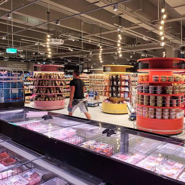 Süßigkeiten-Verkauf in einem Supermarkt.