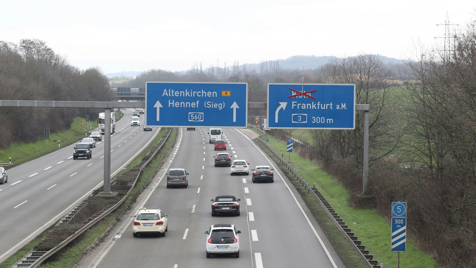 Die Autobahn A560.