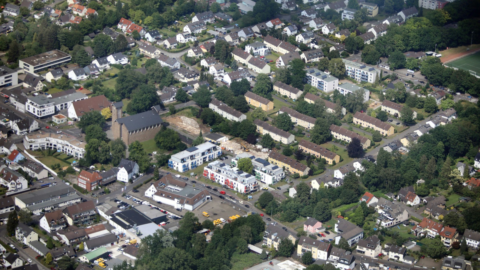 Luftaufnahme des Stadtteils Heidkamp in Bergisch Gladbach.