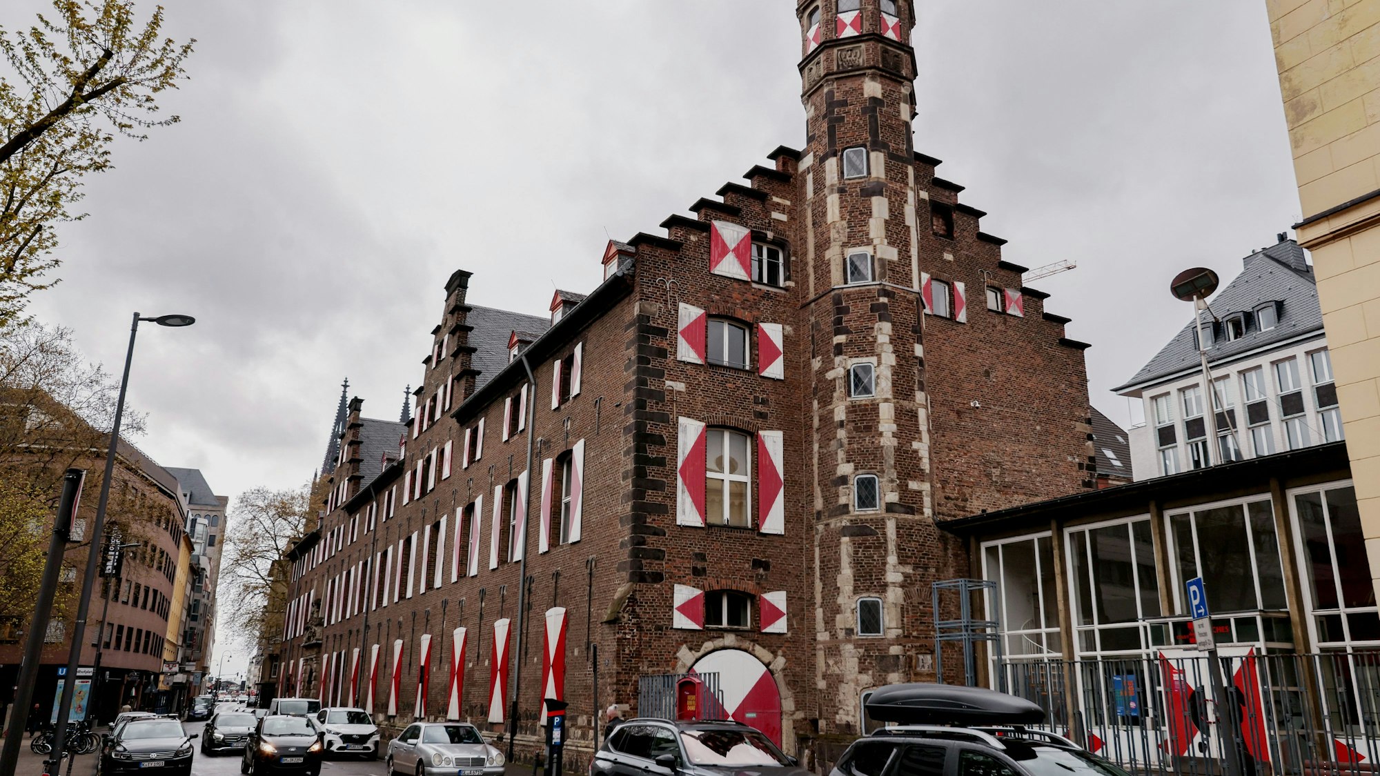 Blick auf das Zeughaus in Köln.