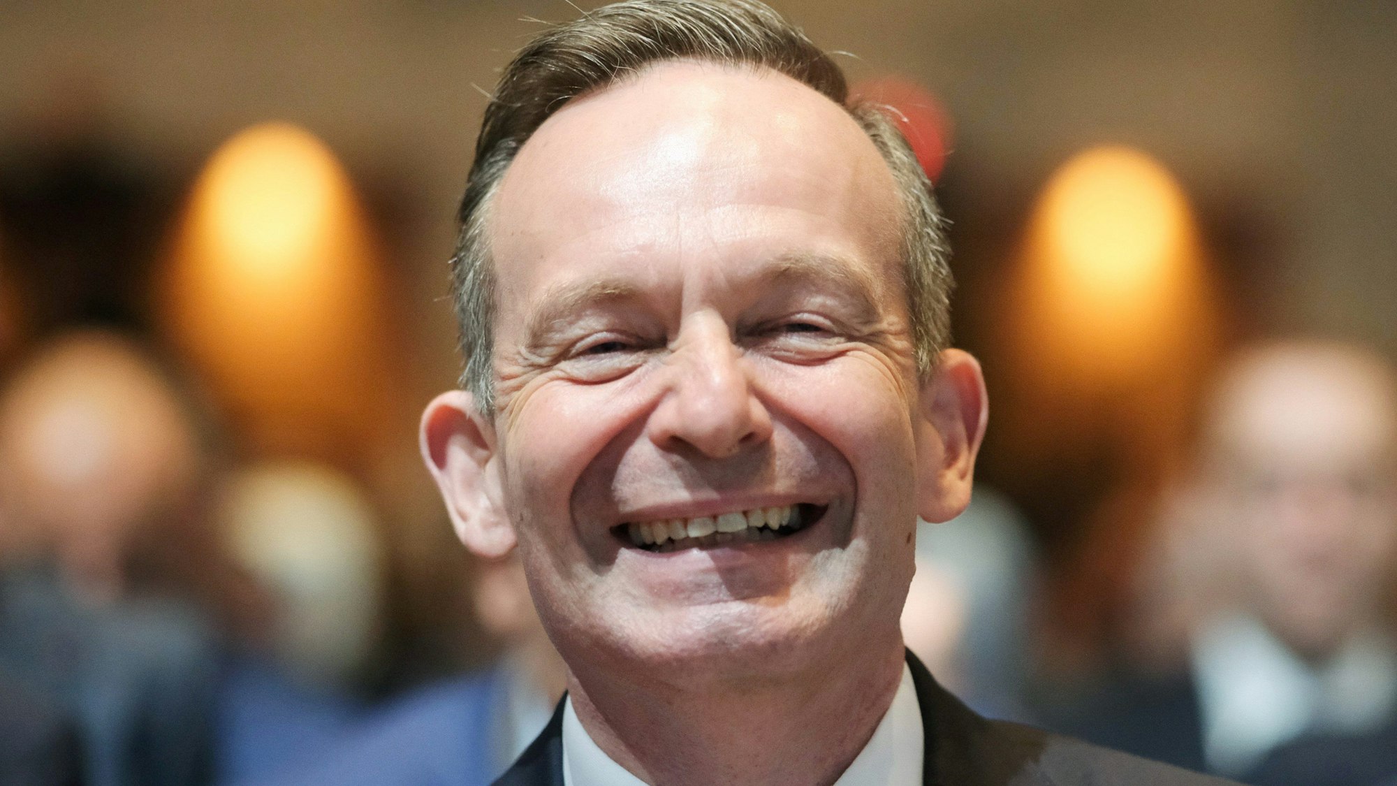 Bundesverkehrsminister Volker Wissing (FDP) zeigt sich offen für höhere Grenzwerte im Straßenverkehr rund um die Cannabis-Legalisierung.