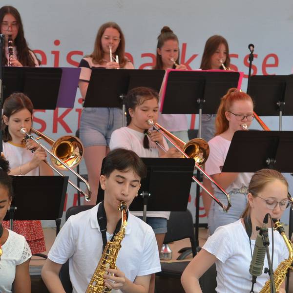 Junge Bläser beim Jazzfrühschoppen der Marienschule Euskirchen.