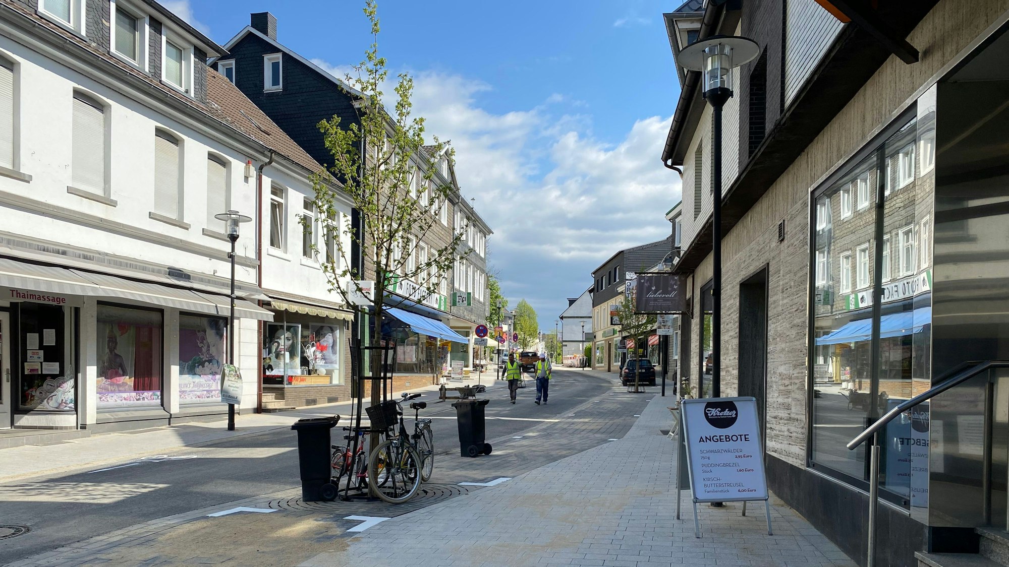 Blick auf die mittlere Hauptstraße in Burscheid.