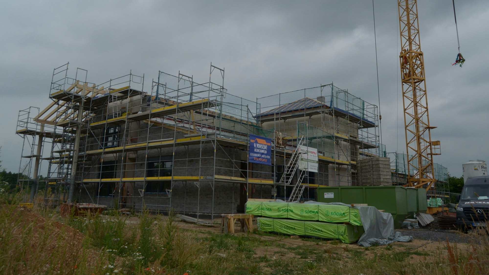 Das Bild zeigt den Baufortschritt der Kita Weiße Erde in Euskirchen.