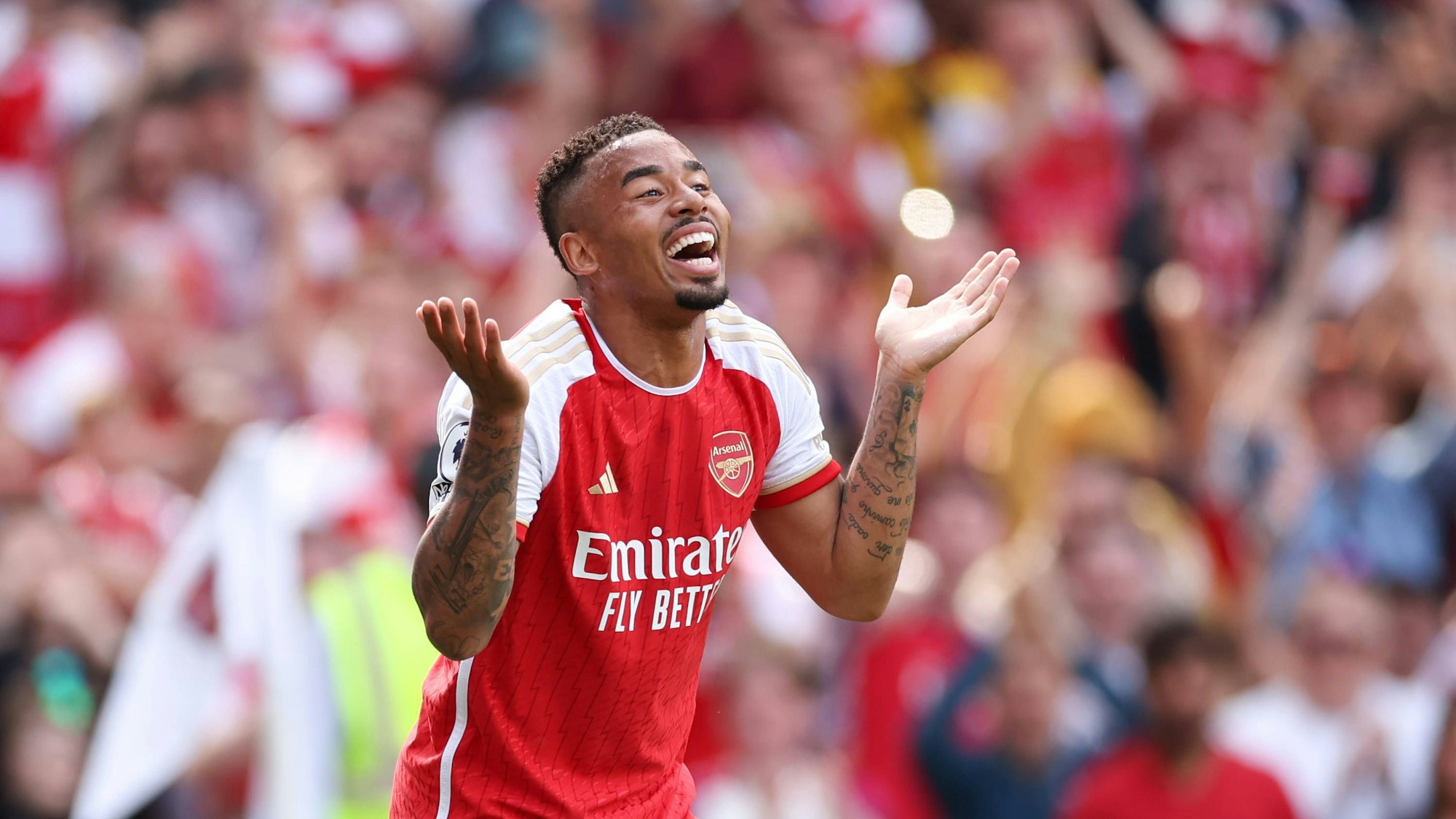 Gabriel Jesus von Arsenal London celebrates their first goal