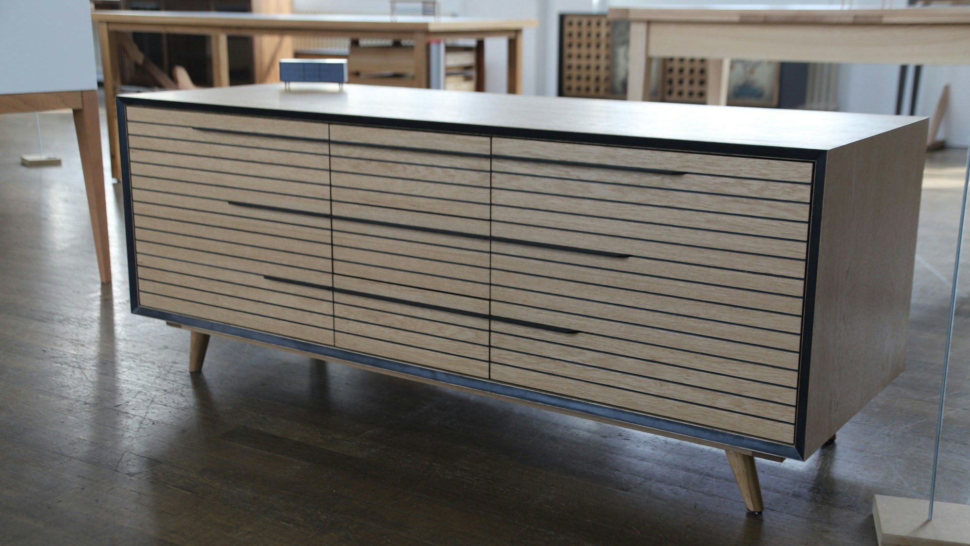 Adrian Lüke wurde für sein Sideboard belobigt und war zweitbester Prüfling.