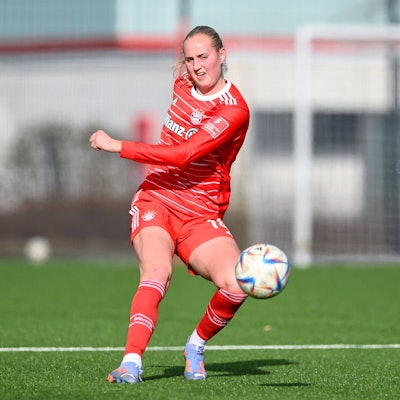 Emelie Bragstad FCB, 14 am Ball, Freisteller, Ganzkörper, Einzelbild, Aktion, Action, 12.02.2023, München Deutschland, Fussball,2. Frauen-Bundesliga, FC Bayern München II - FC Ingolstadt 04, DFB/DFL REGULATIONS PROHIBIT ANY USE OF PHOTOGRAPHS AS IMAGE SEQUENCES AND/OR QUASI-VIDEO. *** Emelie Bragstad FCB, 14 on the ball, crop, full body, single image, action, 12 02 2023, Munich Germany , Football,2 Women Bundesliga, FC Bayern München II FC Ingolstadt 04, DFB DFL REGULATES PROHIBIT ANY USE OF PHOTOGRAPHS AS IMAGE SEQUENCES AND OR QUASI VIDEO xslx