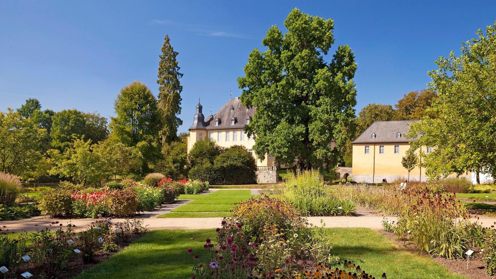 Der Schlossgarten von Schloss Dyck.