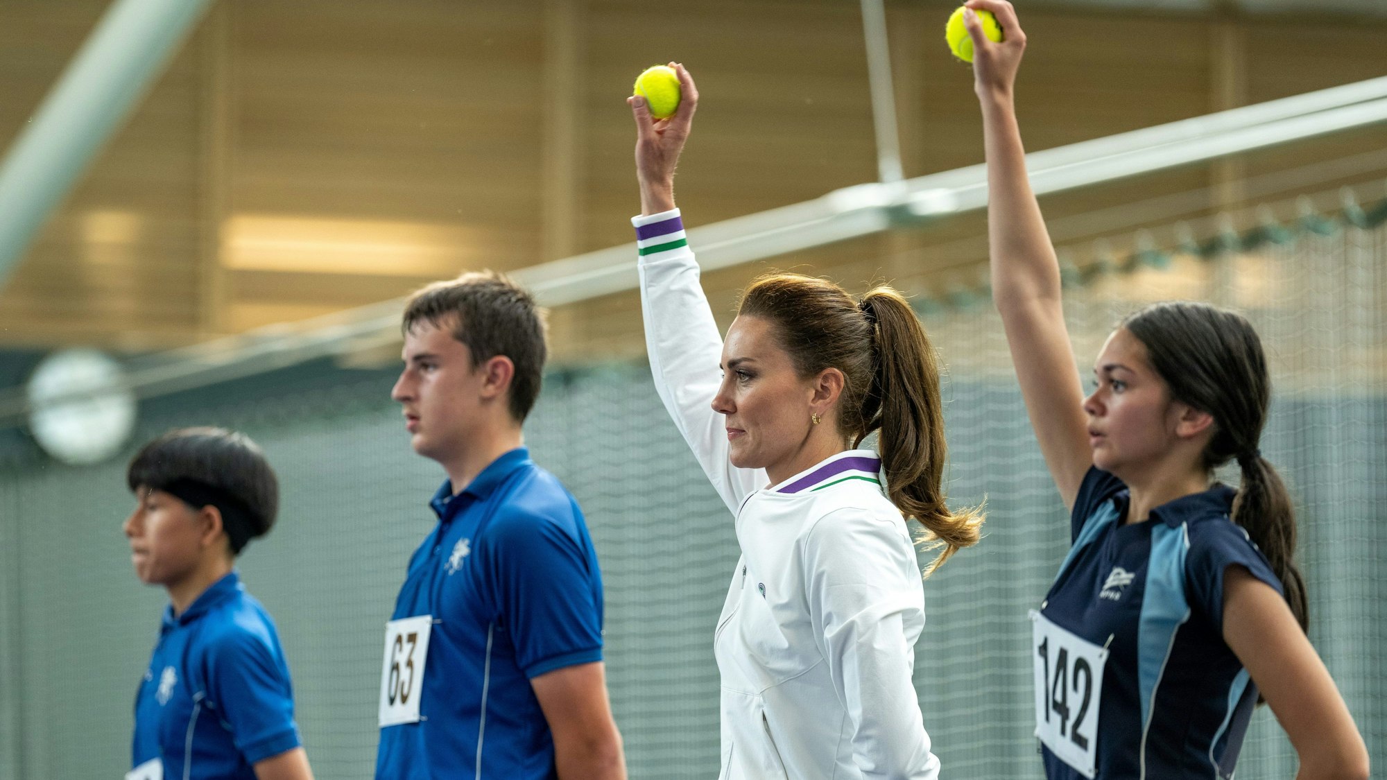 Prinzessin Kate als Ballmädchen.