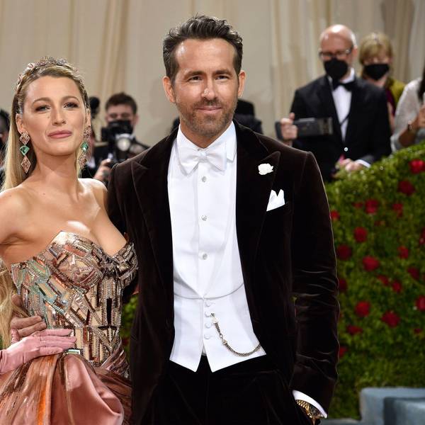 Ryan Reynolds (r.) und seine Ehefrau Blake Lively auf dem roten Teppich.
