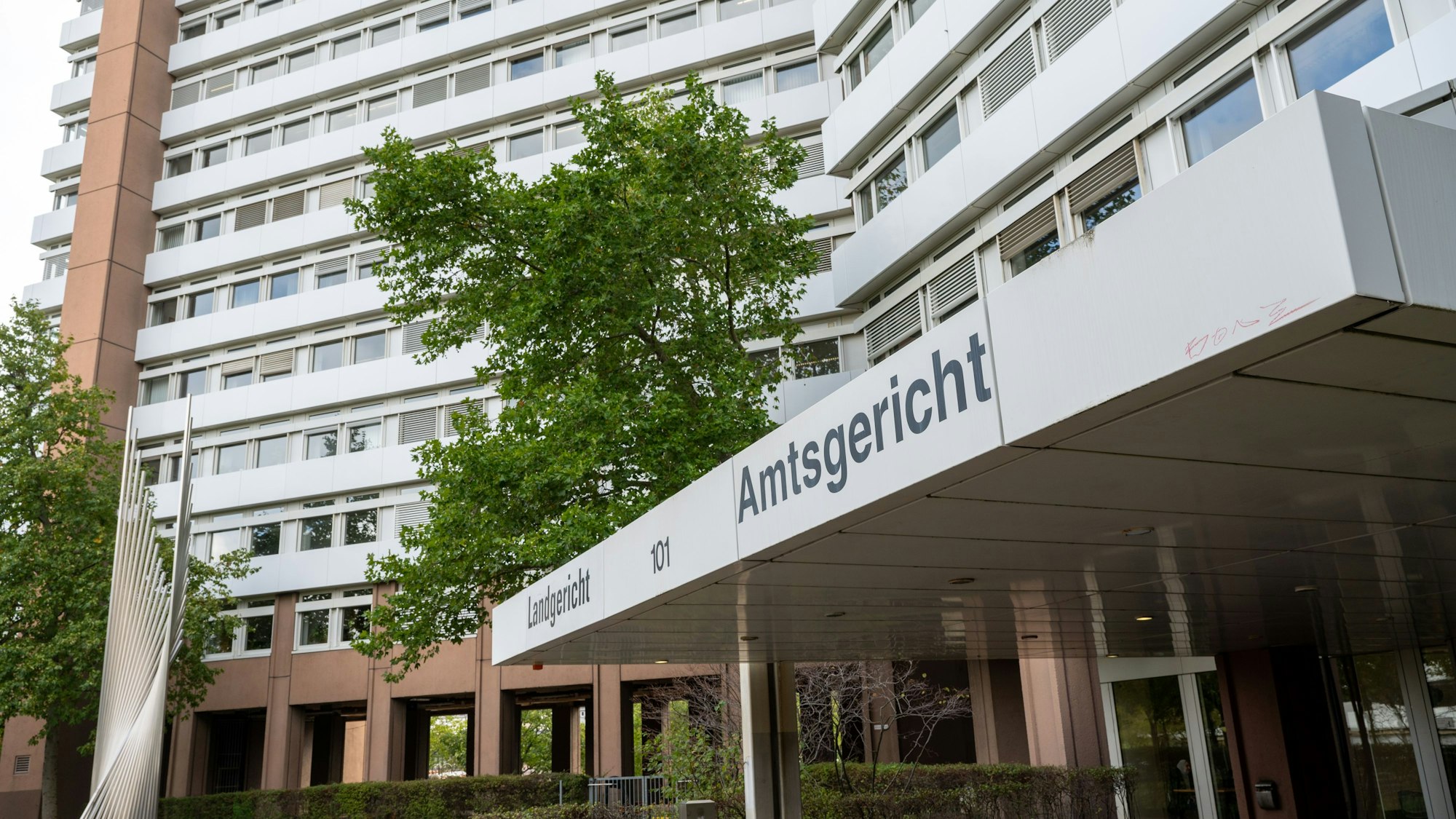 Das Foto zeigt das Kölner Amtsgericht.