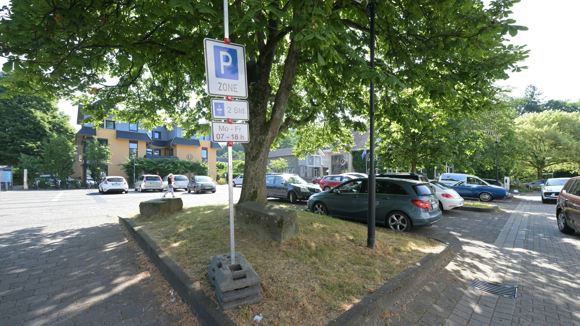 Das Foto zeigt den Karlheinz-Stockhausen-Platz in Kürten