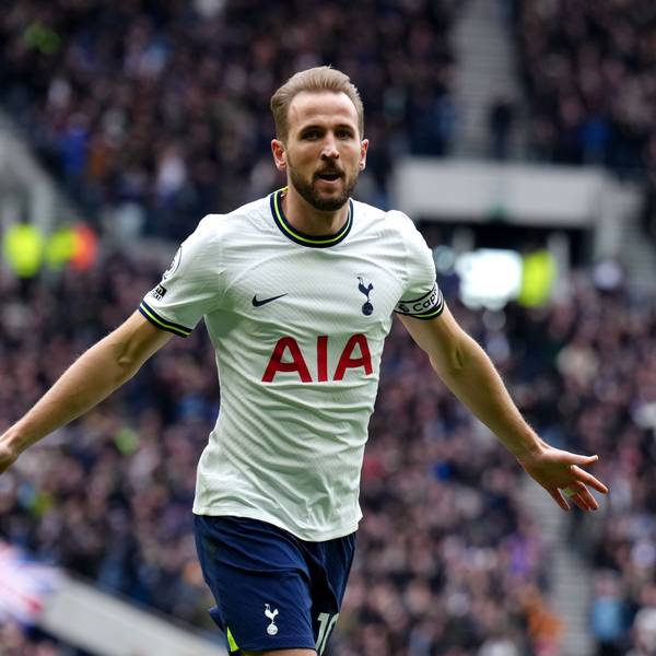 Harry Kane von Tottenham Hotspur feiert den ersten Treffer seiner Mannschaft.