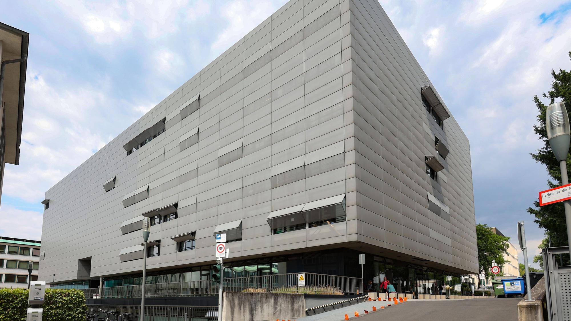Das Zentrum für Molekulare Medizin (ZMMK) an der Universitätsklinik Köln von außen.