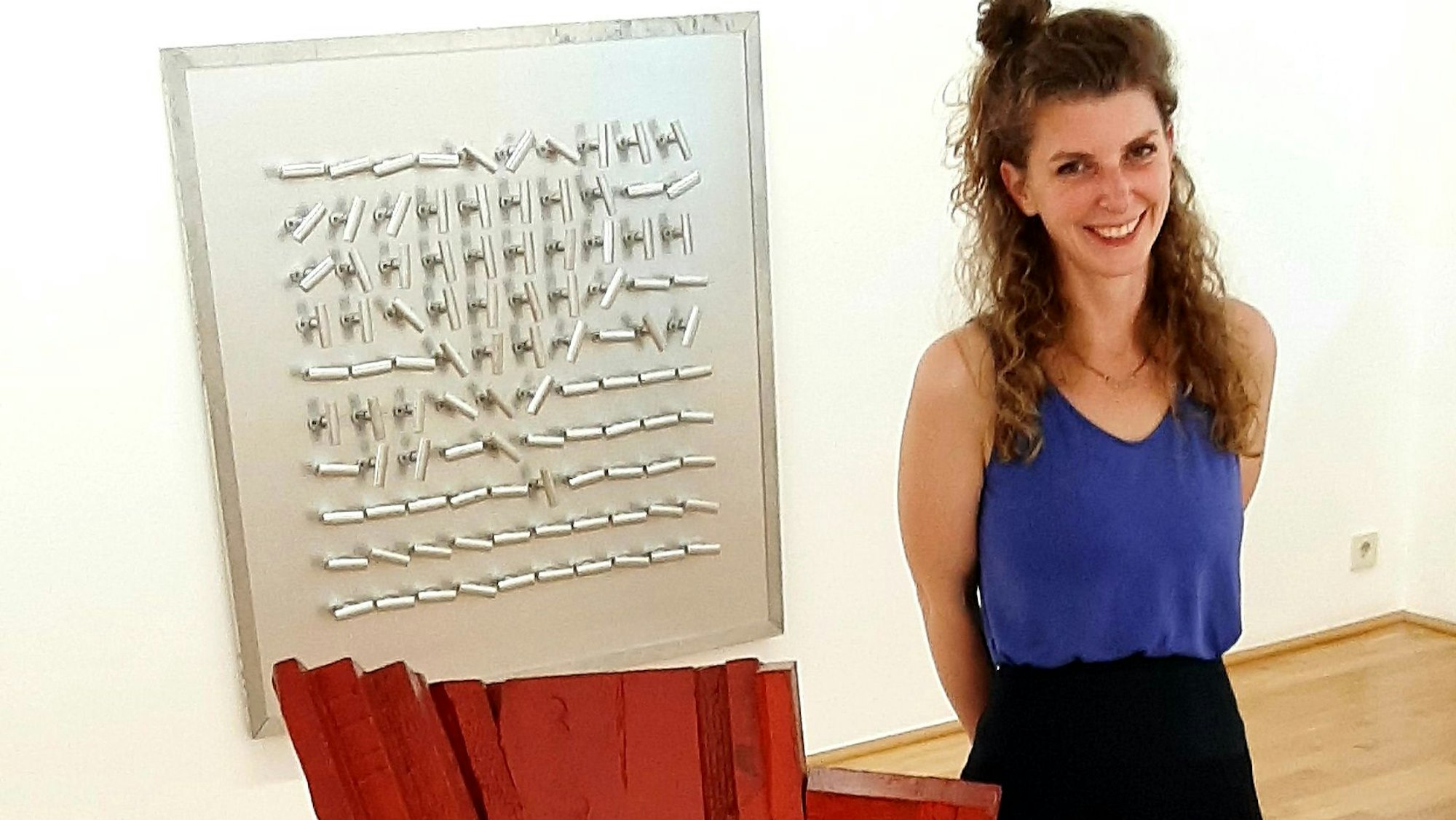 Lucia Riemenschnitter ist die Kunstvermittlerin im Museum Morsbroich Leverkusen.