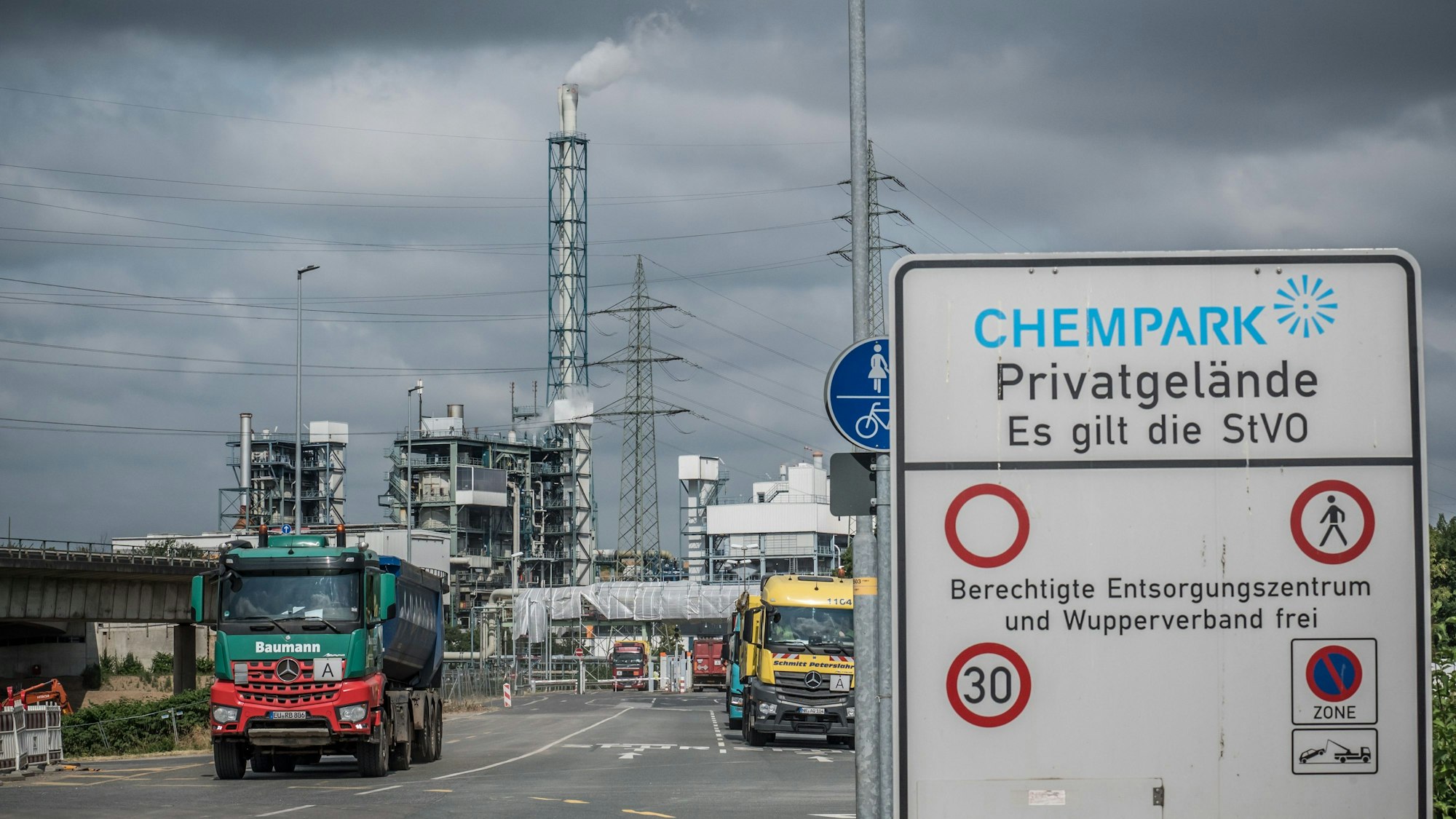 Es ist wieder Betrieb im Entsorgungspark von Currenta. Jetzt soll auch der letzte von vier Öfen in Betrieb gehen.