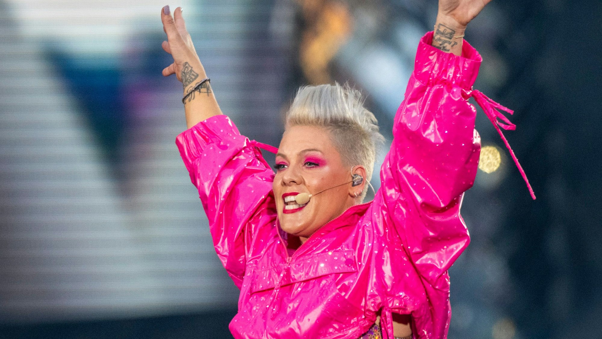 Pink bei einem Konzert ihrer „Summer Carnival 2023“ Tour.