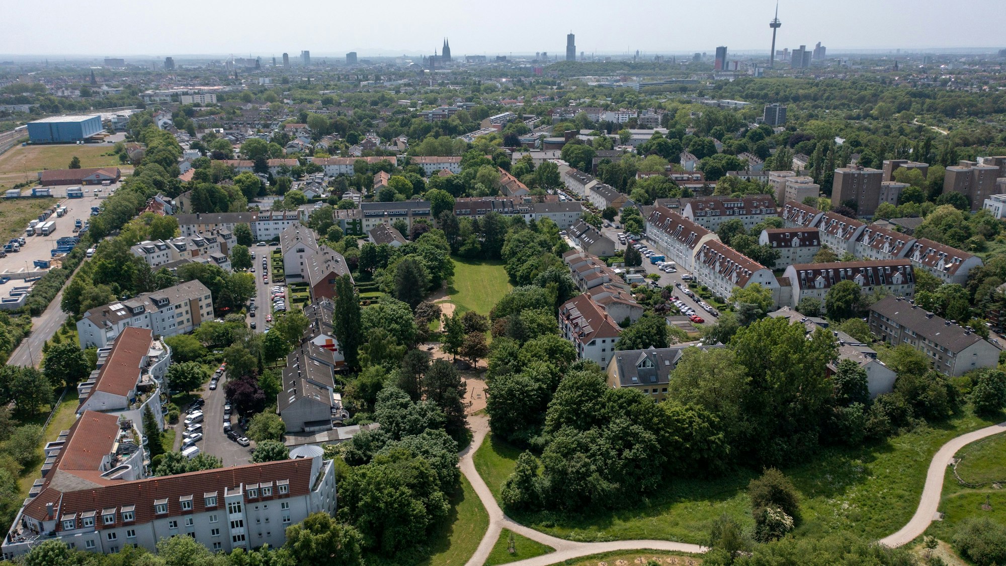 Das Bild zeigt den Blick aus der Luft auf den Stadtteil Bilderstöckchen.