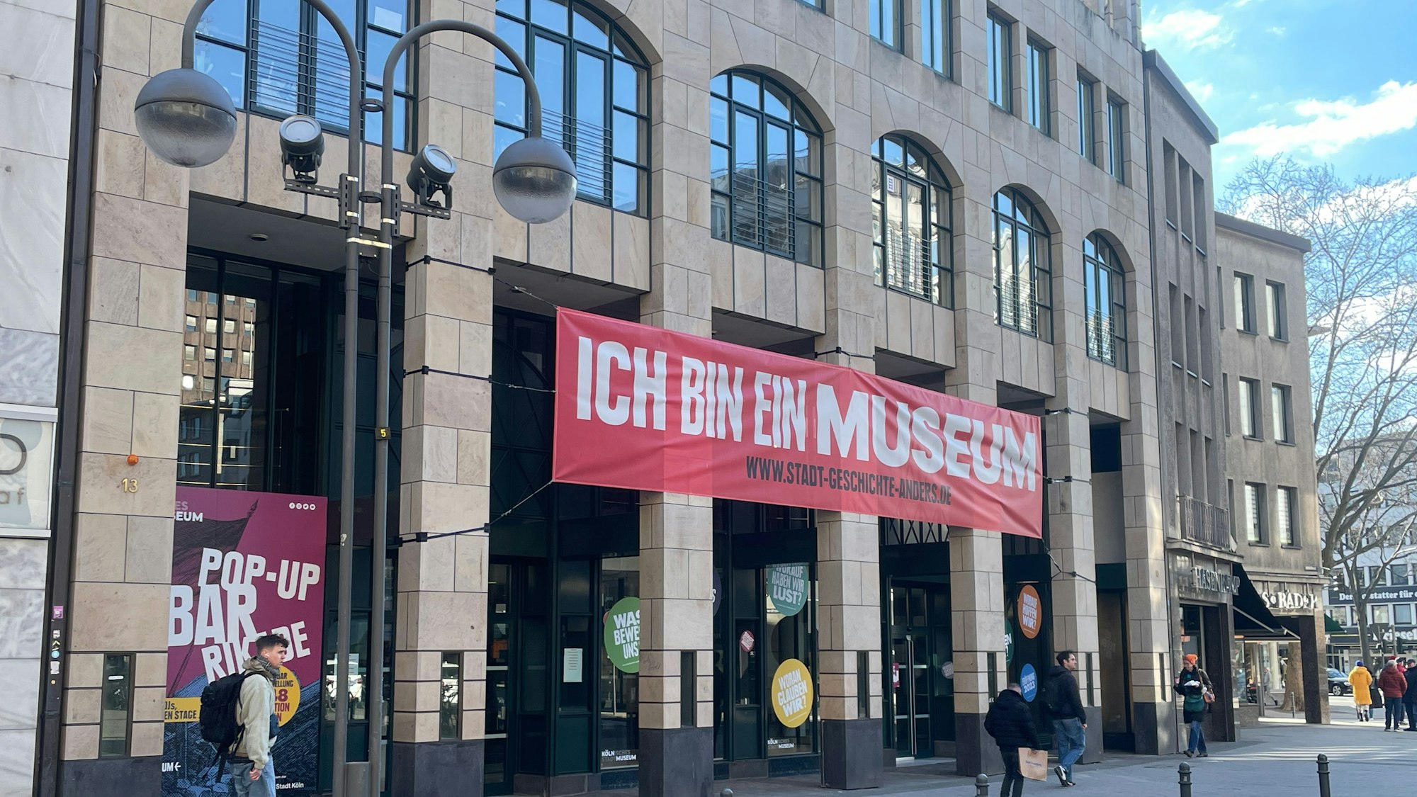 Das Kölnische Stadtmuseum im neuen Gebäude auf der Minoritenstraße.