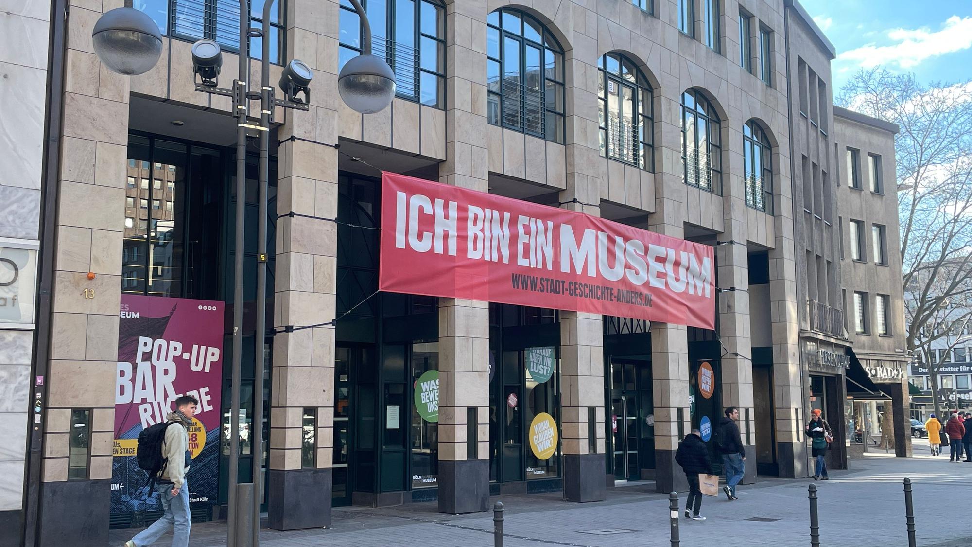 Das Kölnische Stadtmuseum im neuen Gebäude auf der Minoritenstraße.